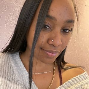 Meet your Posher, Deja